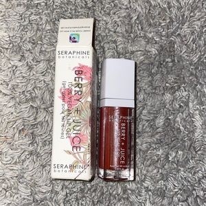 Berry + juice 100% vegan lip gel